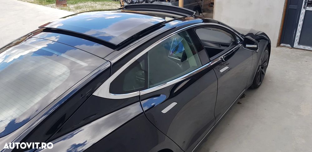 Tesla Model S Performance - 4