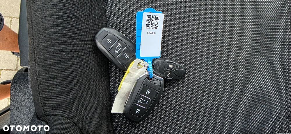 Opel VIVARO L3H1 2.0 145KM AUTOMAT 8-biegów - 14