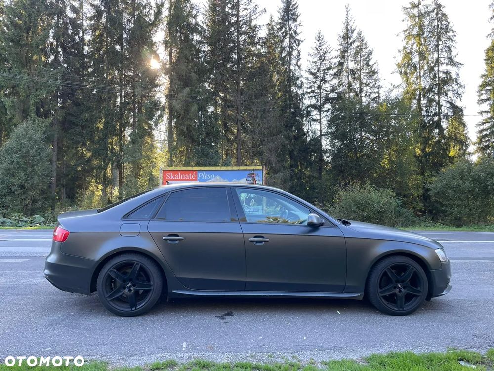 Audi A4 Limousine - 5