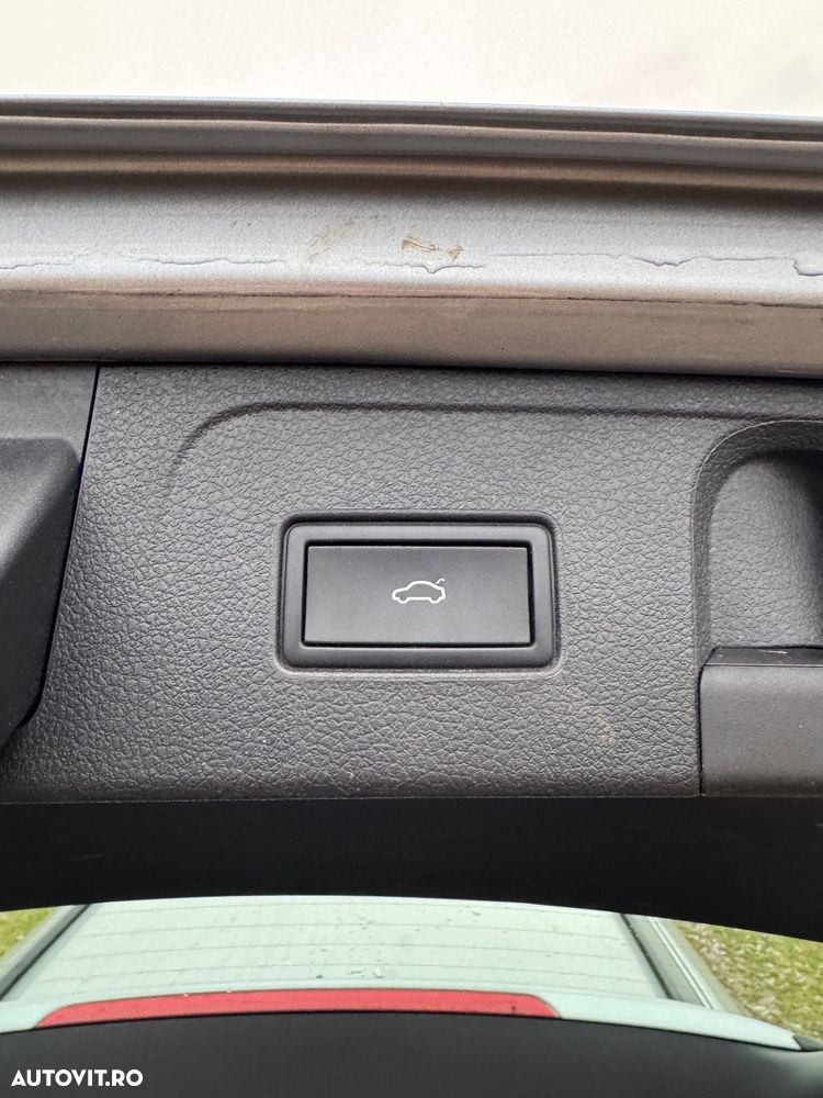 Volkswagen Passat Variant 2.0 TDI DSG (BlueMotion Technology) Comfortline - 10