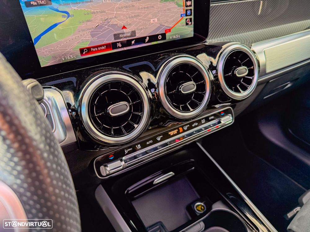 Mercedes-Benz GLB 200 d AMG Line - 20