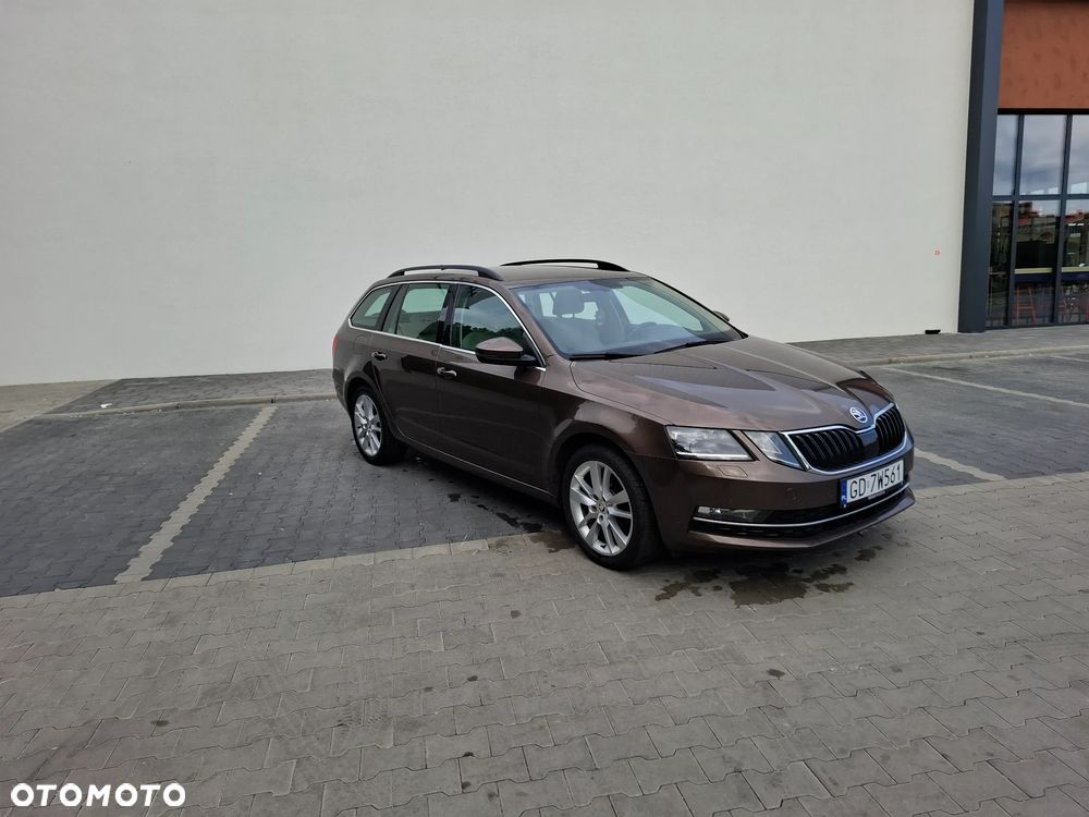 Skoda Octavia 1.6 TDI Ambition DSG - 12