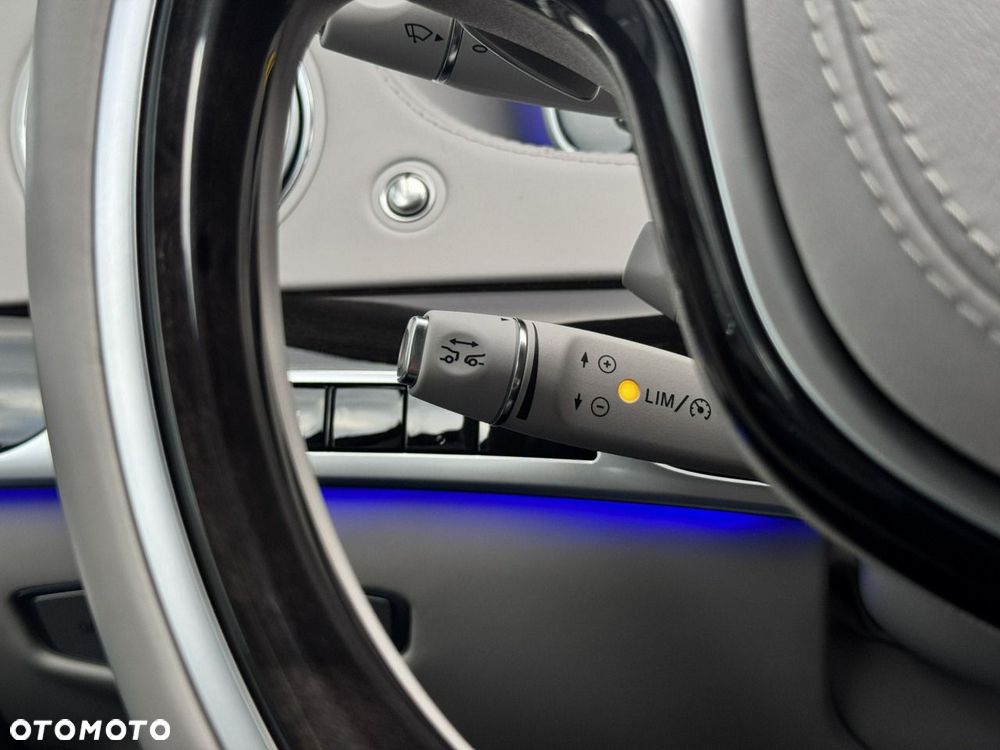 Mercedes-Benz Klasa S 500 L 4Matic 7G-TRONIC - 32