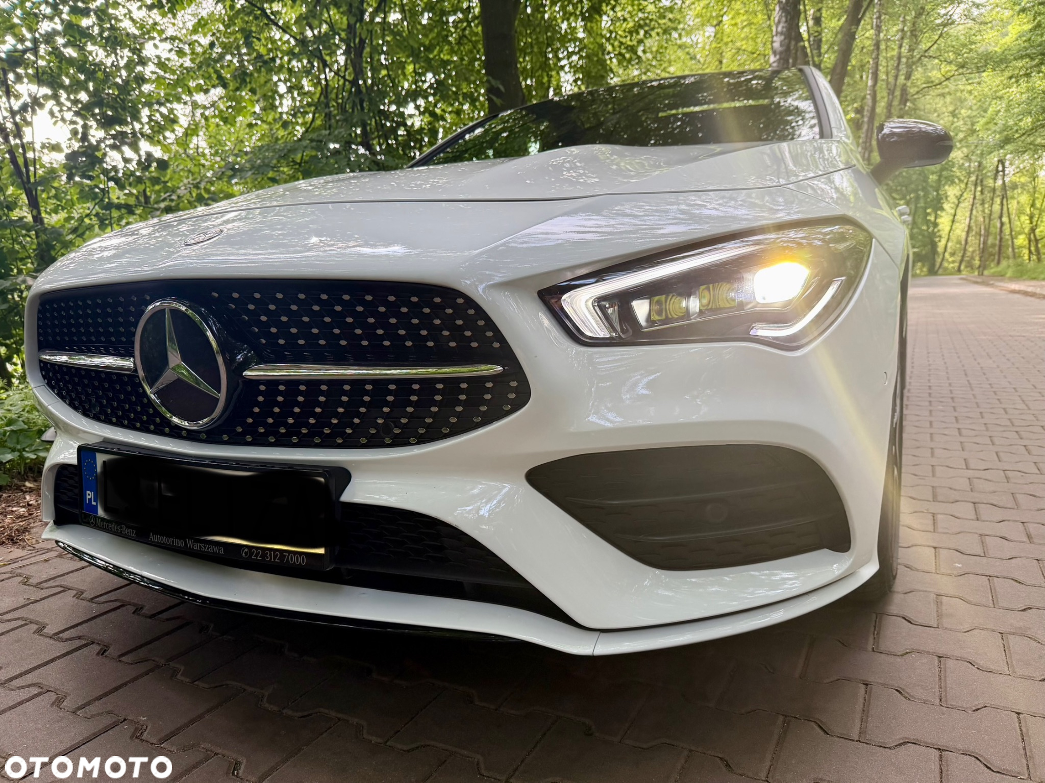 Mercedes-Benz CLA 250 4-Matic AMG Line 7G-DCT - 24