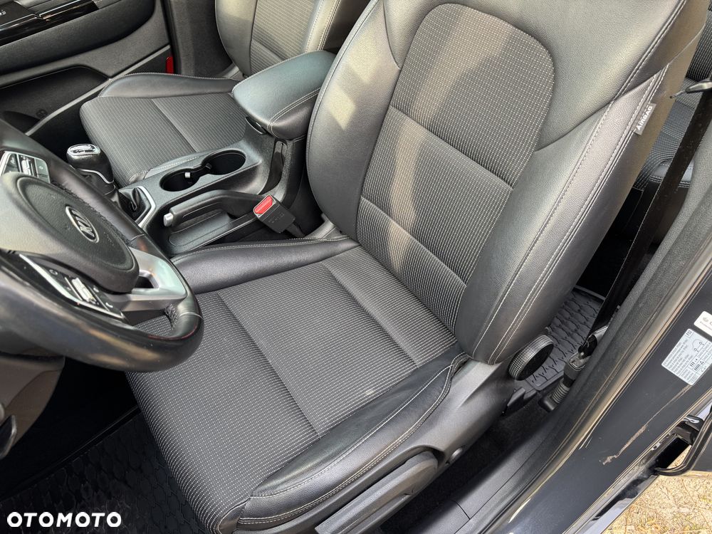 Kia Sportage 1.6 T-GDI Black Edition 2WD - 25