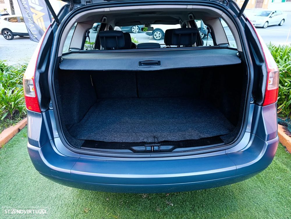 Renault Mégane Break 1.5 dCi Dynamique S - 14