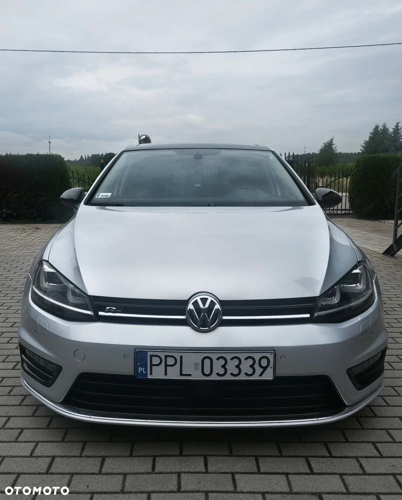 Volkswagen Golf - 2