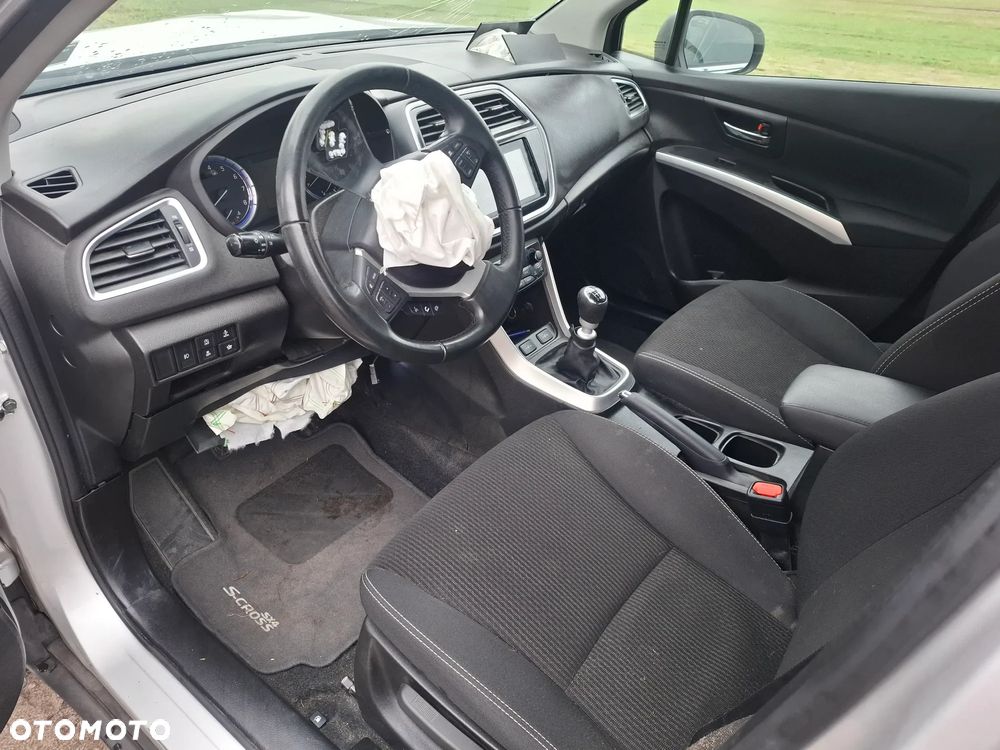 Suzuki SX4 S-Cross - 8