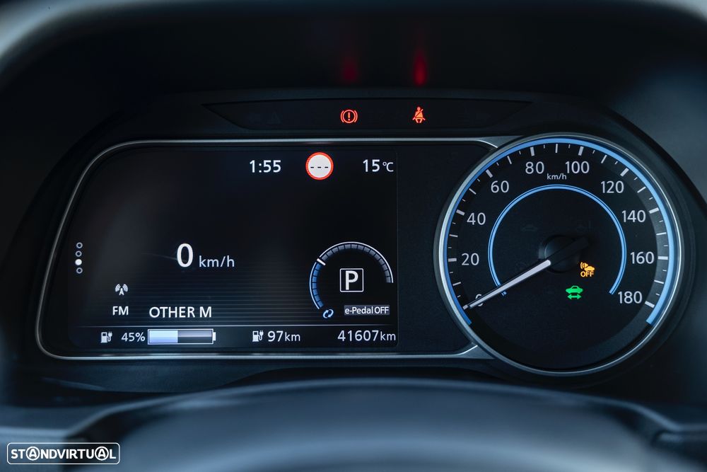 Nissan Leaf N-Connecta - 8