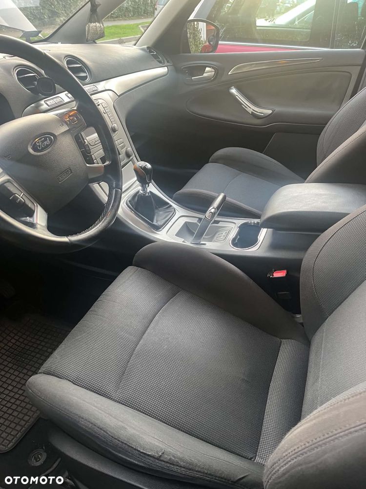 Ford S-Max - 7