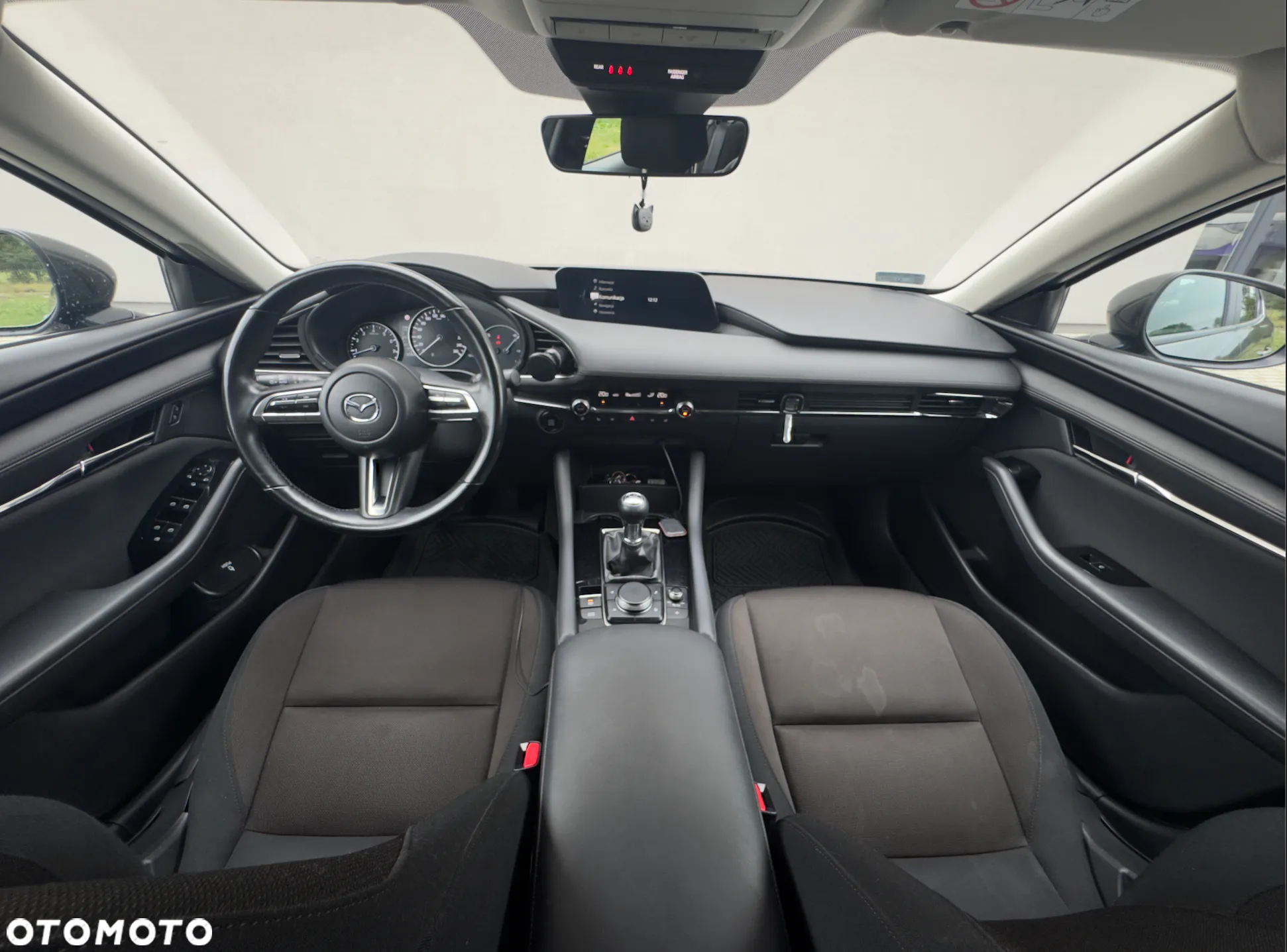 Mazda 3 - 10