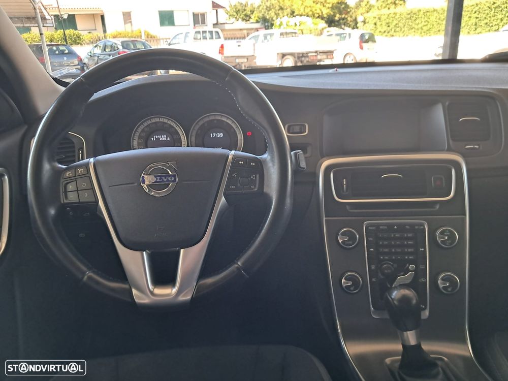 Volvo V60 T3 Edition - 7