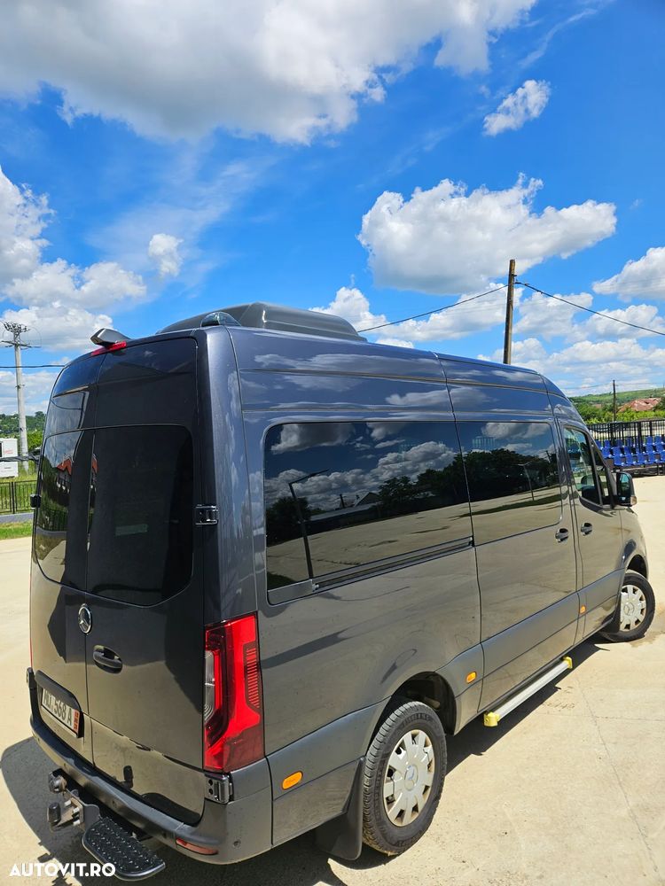 Mercedes-Benz Sprinter - 10