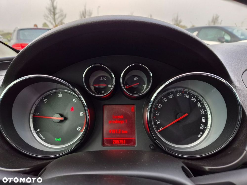 Opel Insignia 2.0 CDTI Cosmo - 13