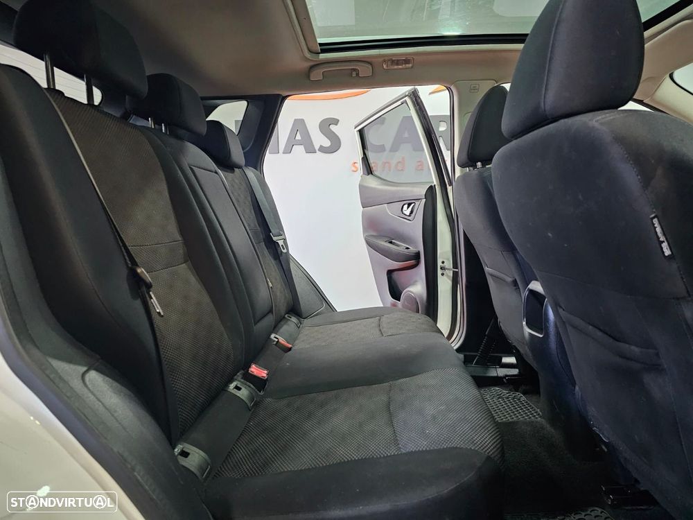 Nissan Qashqai 1.5 dCi N-Connecta - 14