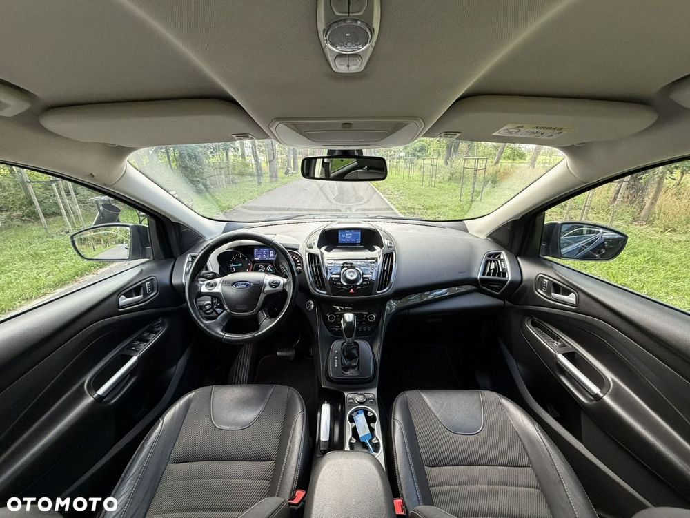 Ford Kuga - 34