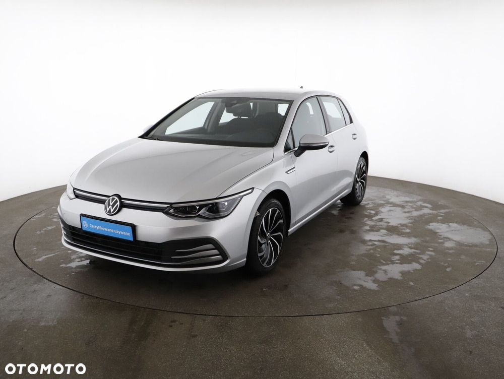 Volkswagen Golf - 26