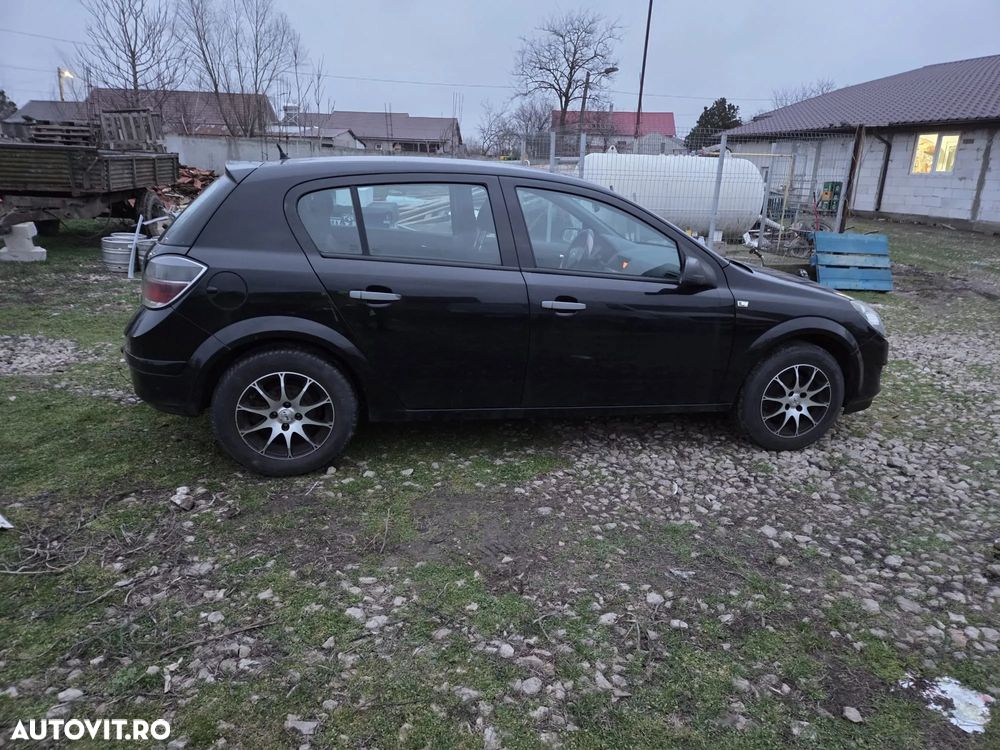 Opel Astra 1.4i 16V Club - 13