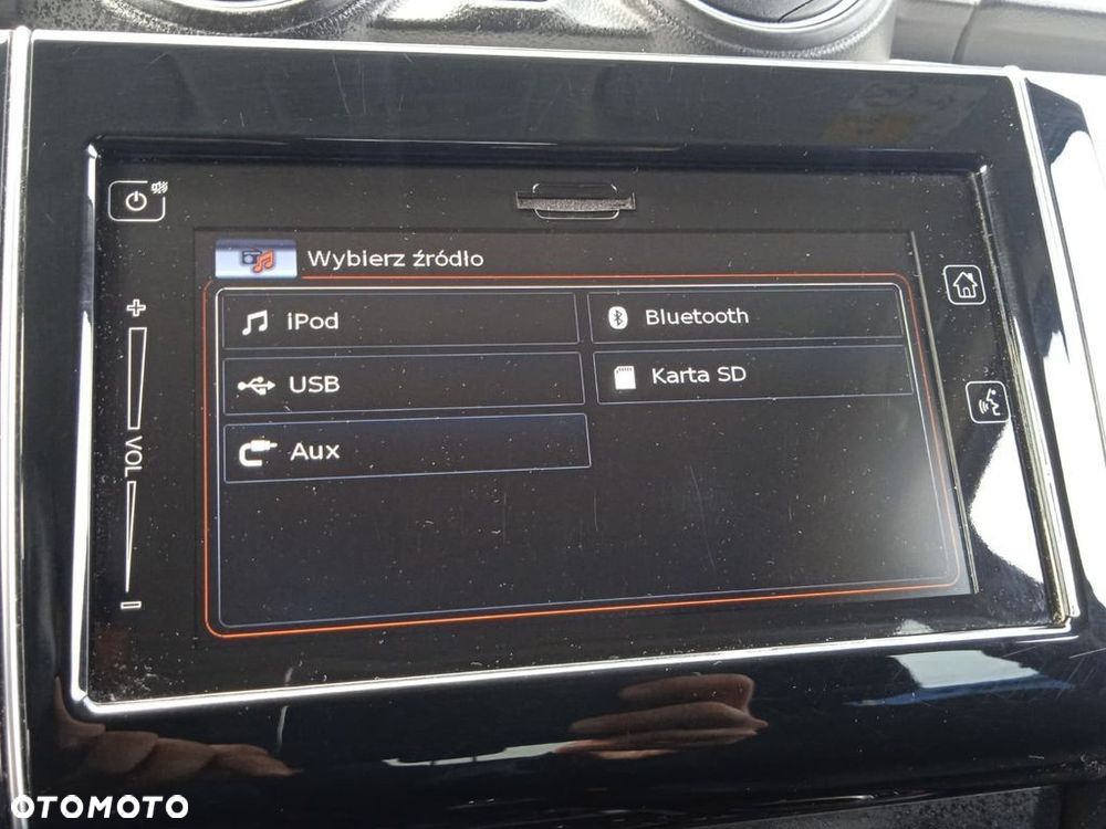Suzuki Swift 1.2 Premium Plus - 22
