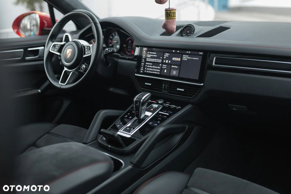 Porsche Cayenne GTS - 21