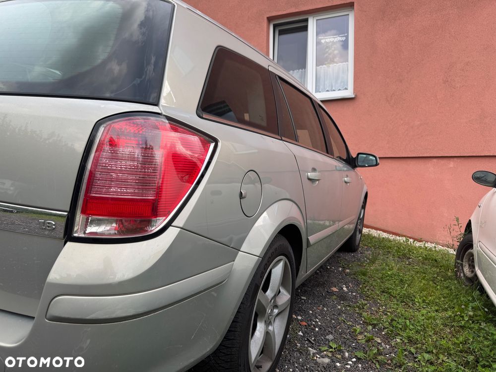 Opel Astra 1.8 - 4