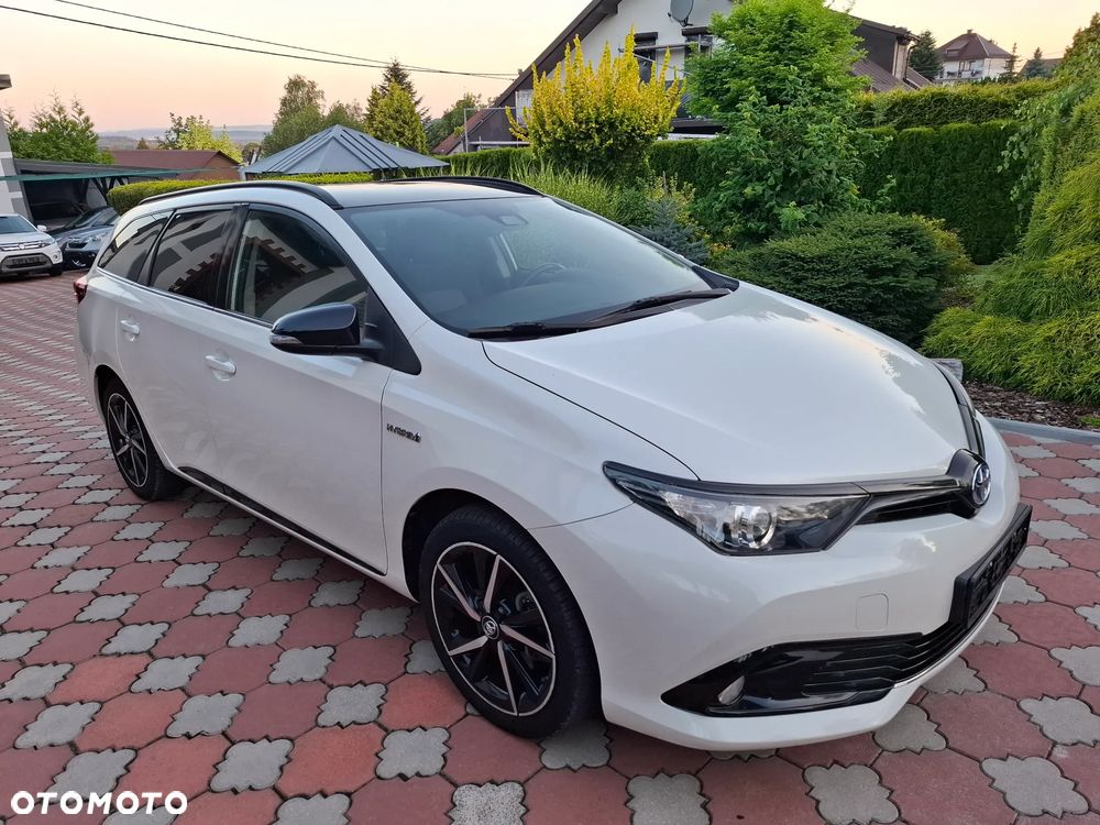 Toyota Auris - 5