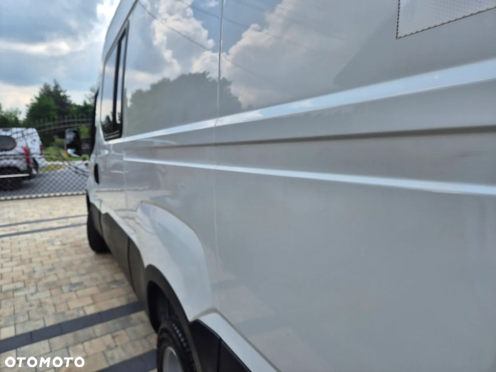 Iveco IVECO 35C15 BRYGADÓWKA KLIMATRONIK WEBASTO BLOKADA MOSTU - 11