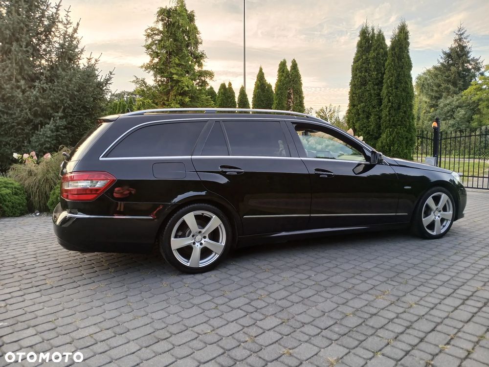 Mercedes-Benz Klasa E - 9