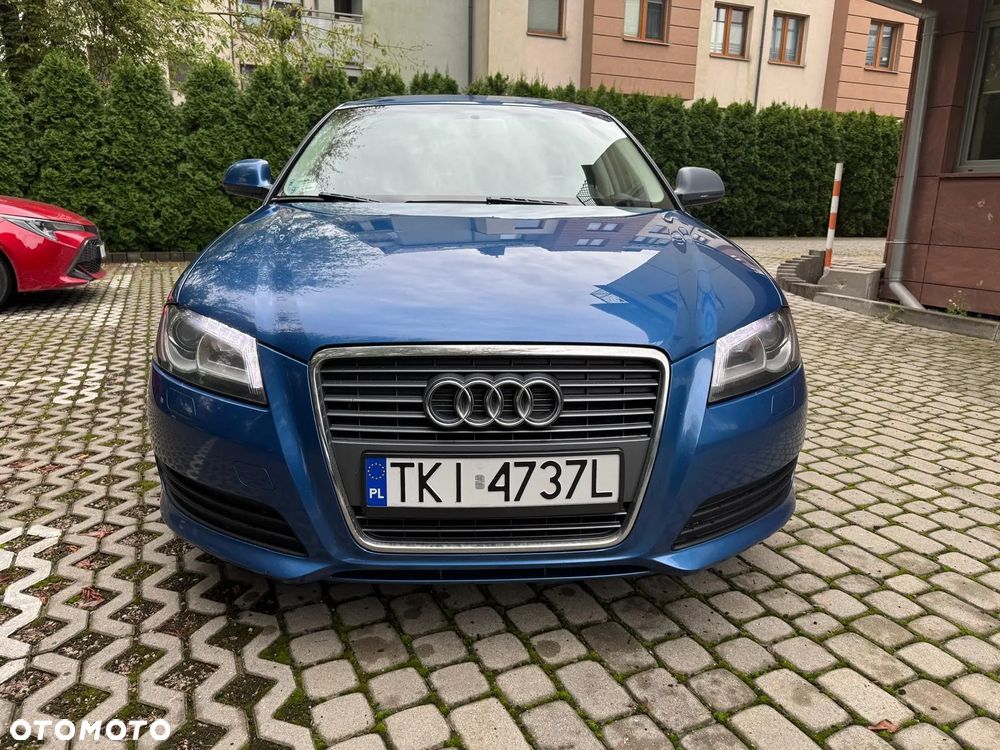 Audi A3 Sportback 1.6 TDI DPF Attraction - 2