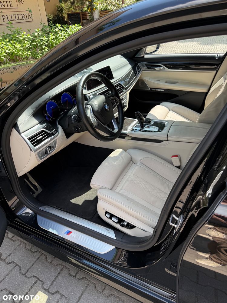 BMW Seria 7 740d xDrive - 8