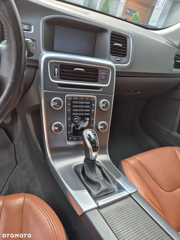 Volvo S60 T5 Drive-E R-Design Momentum - 35