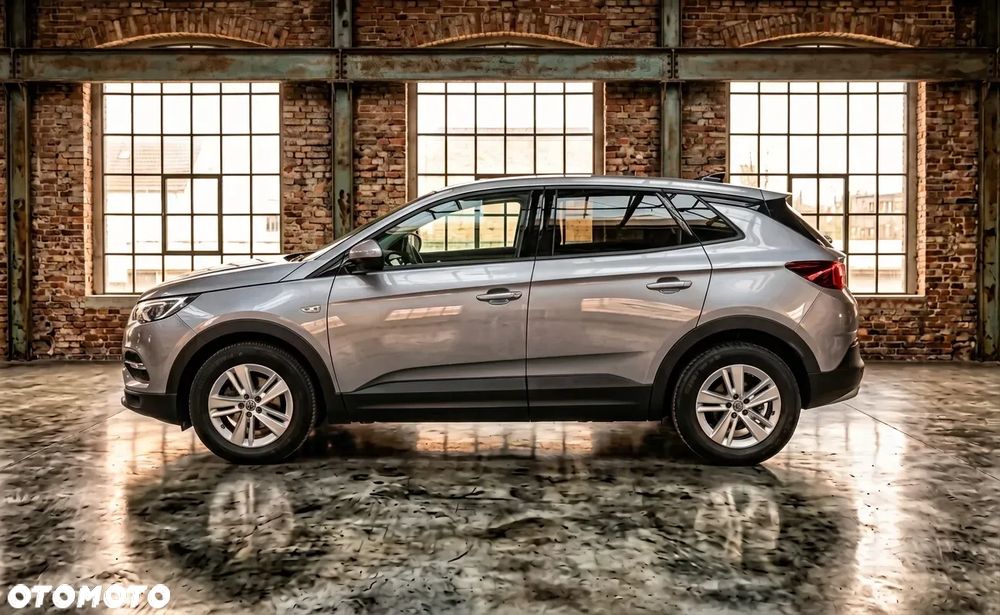 Opel Grandland X 1.2 Start/Stop Business Edition - 4