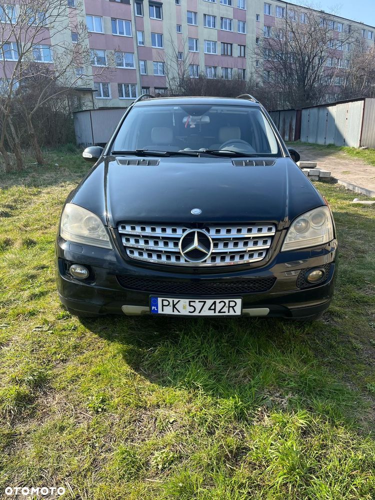 Mercedes-Benz ML - 4