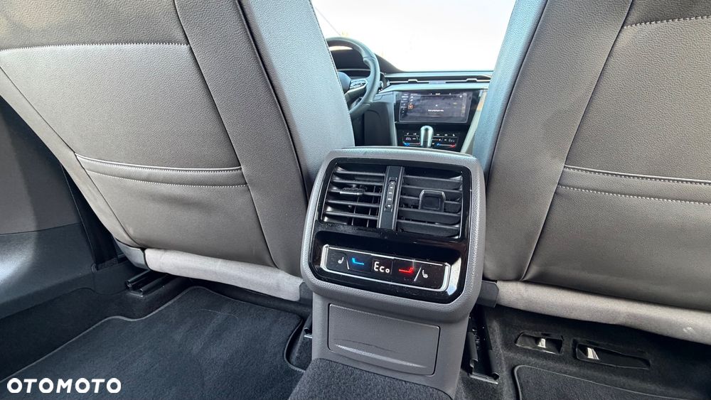 Volkswagen Arteon 1.4 eHybrid OPF DSG Elegance - 36