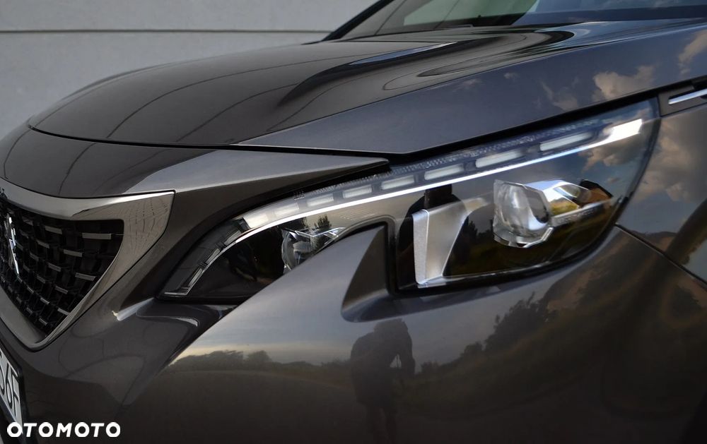 Peugeot 3008 1.6 BlueHDi Allure S&S EAT6 - 22