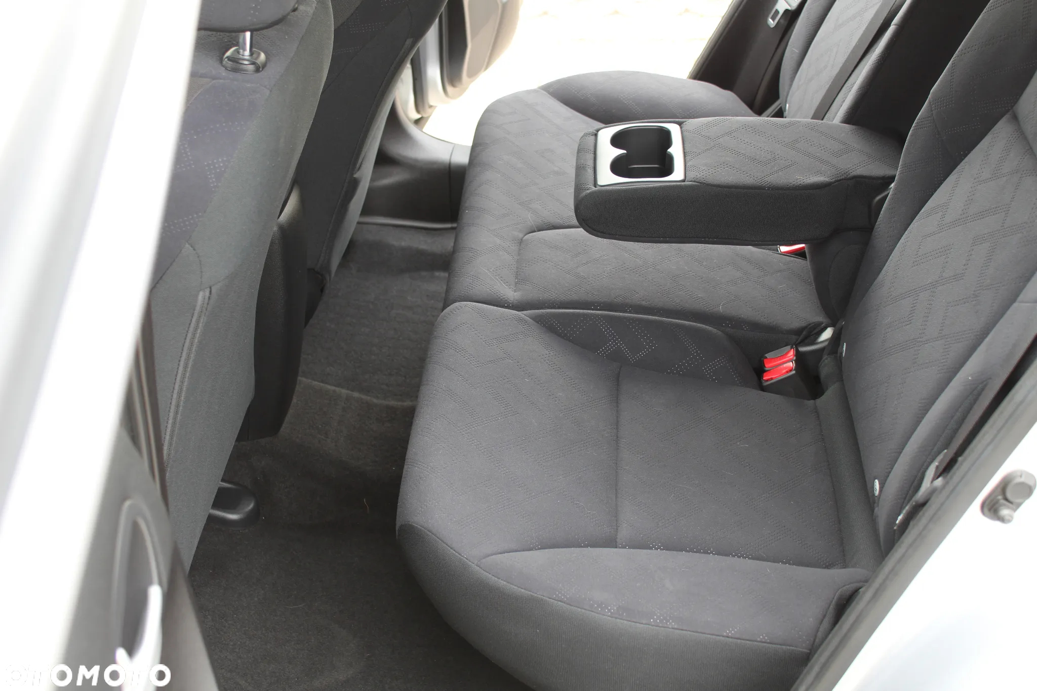 Honda Civic 1.4 i-VTEC Comfort - 18