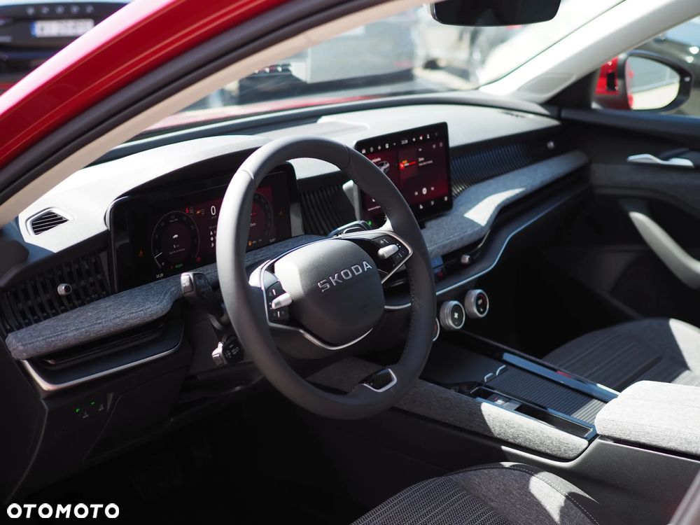 Skoda Superb 1.5 TSI mHEV Selection DSG - 5