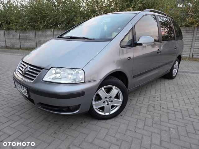 Volkswagen Sharan 2005 photo 2