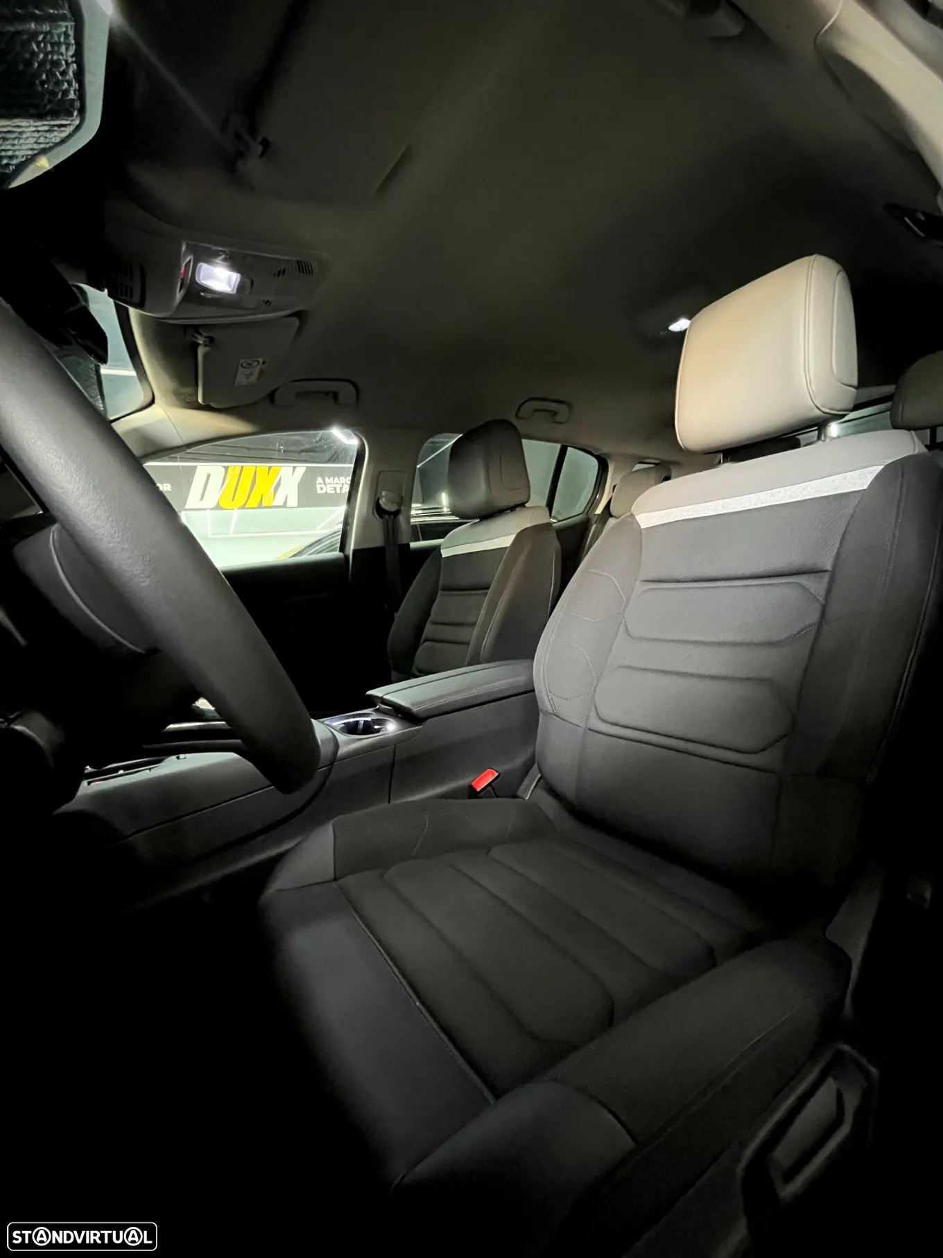 Citroën C5 Aircross 1.6 Hybrid Shine Pack e-EAT8 - 17