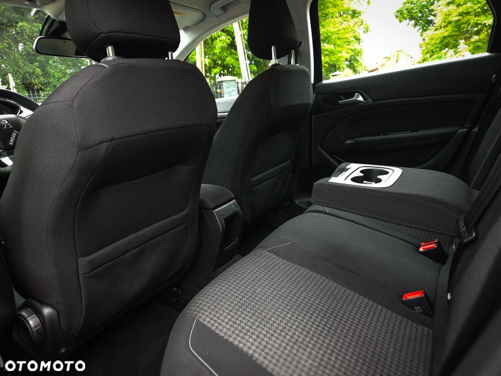 Peugeot 308 BlueHDi 130 Stop & Start Active Business-Paket - 28