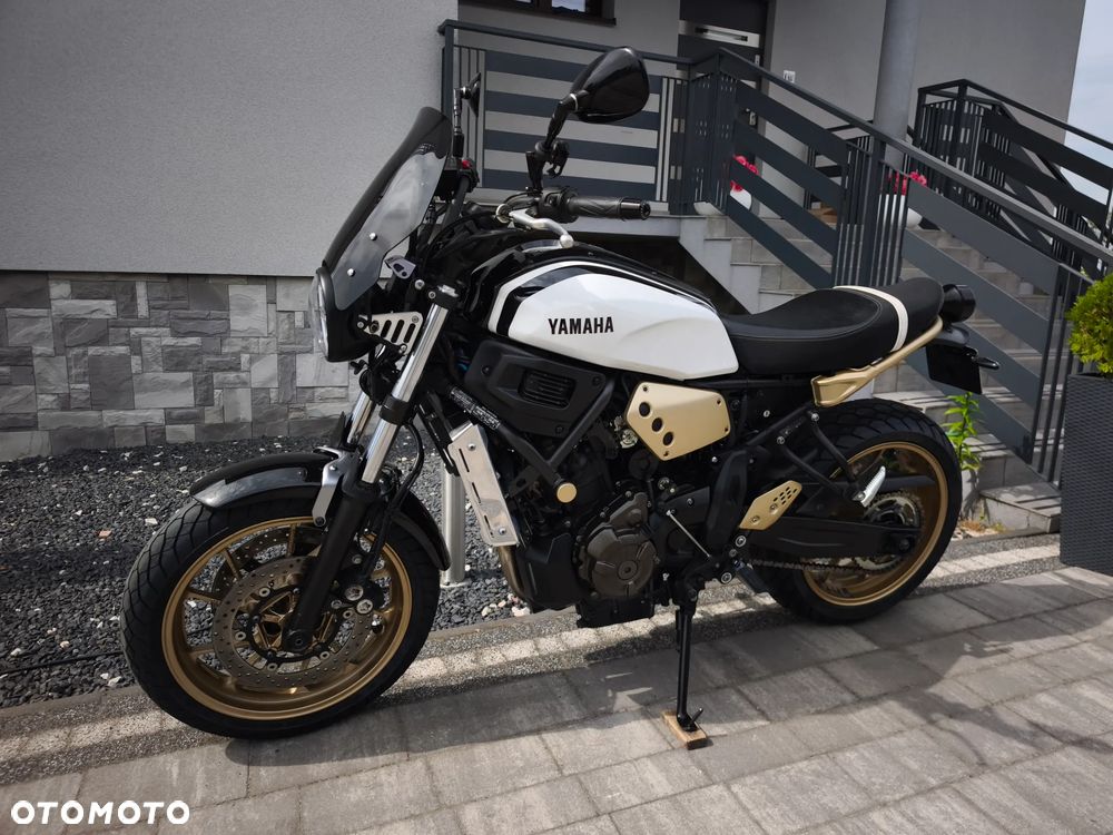 Yamaha XSR - 3