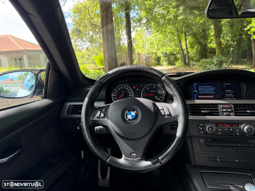 BMW 320 d Coupe - 15