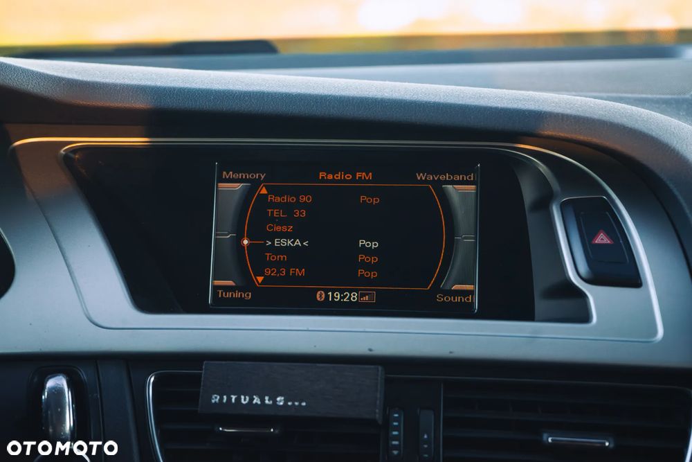 Audi A4 Avant 2.0 TDI DPF Attraction - 11