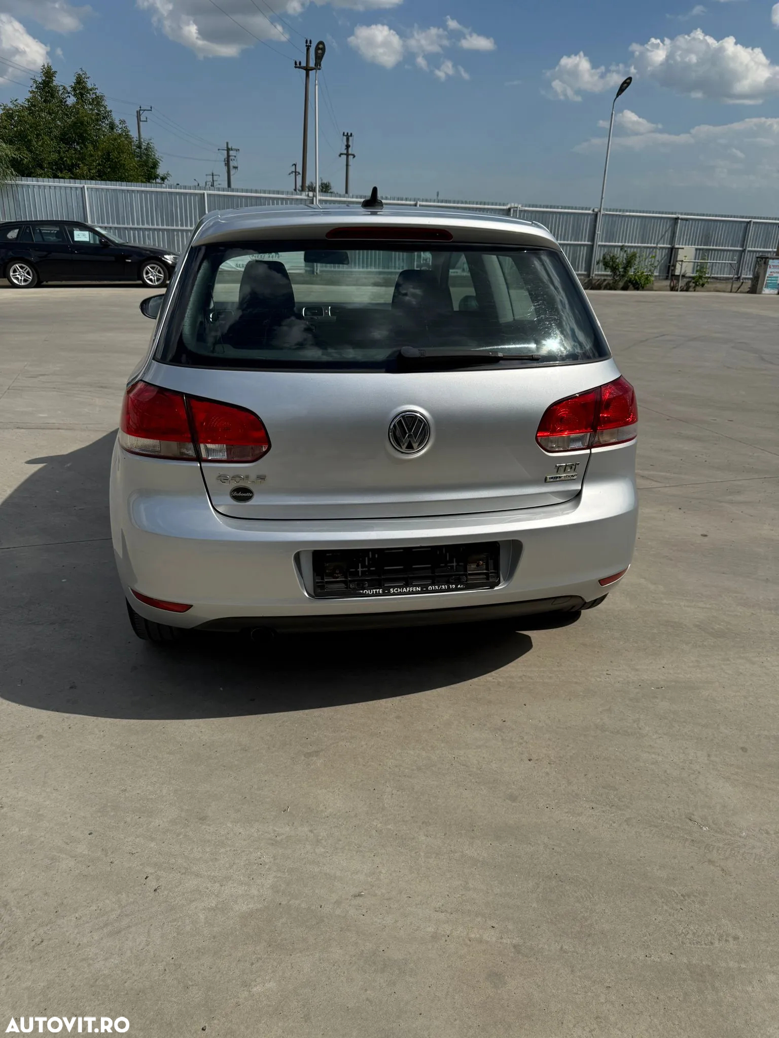 Volkswagen Golf 1.6 TDI BlueMotion Technology Comfortline - 2