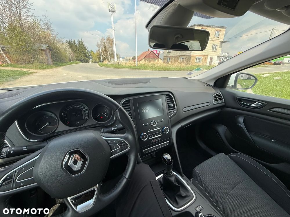 Renault Megane 1.5 Blue dCi Intens - 13