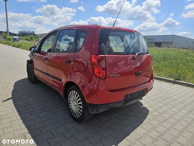 Mitsubishi Colt 1.1 Invite - 16