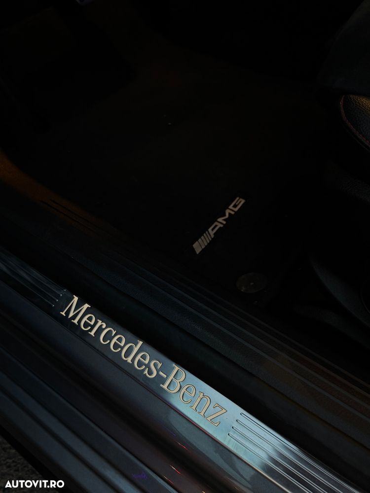 Mercedes-Benz A 180 d Sedan 7G-DCT AMG Line - 12