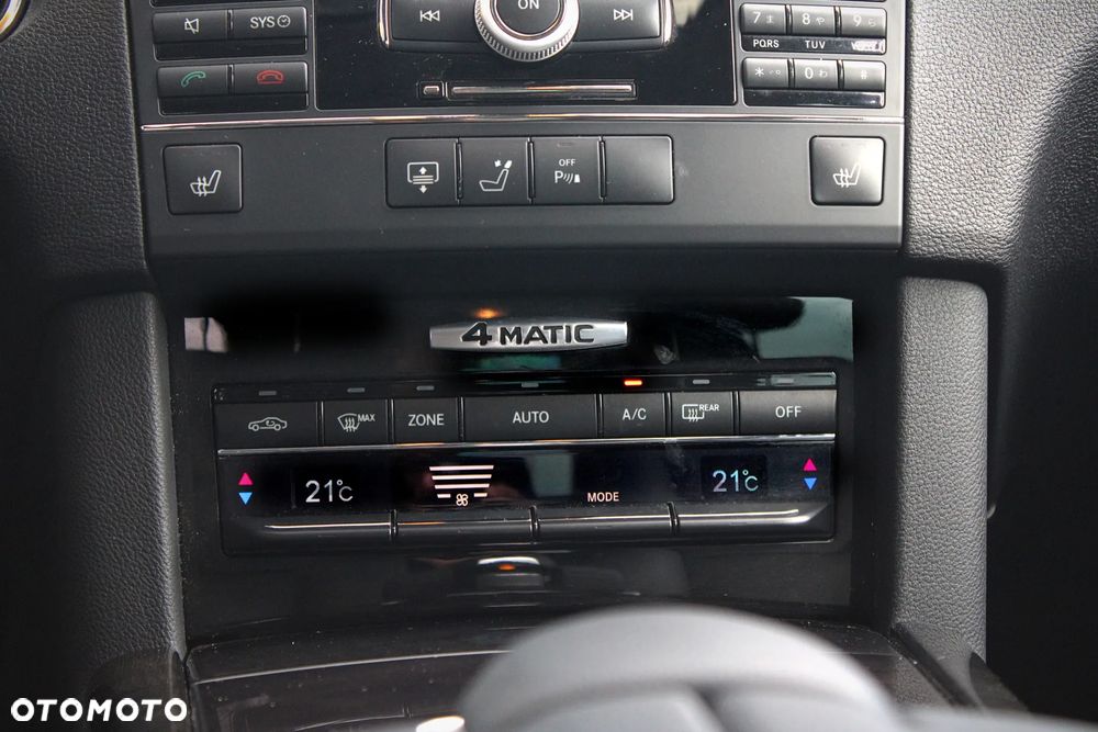 Mercedes-Benz Klasa E 350 4Matic Avantgarde Sport Edition - 25