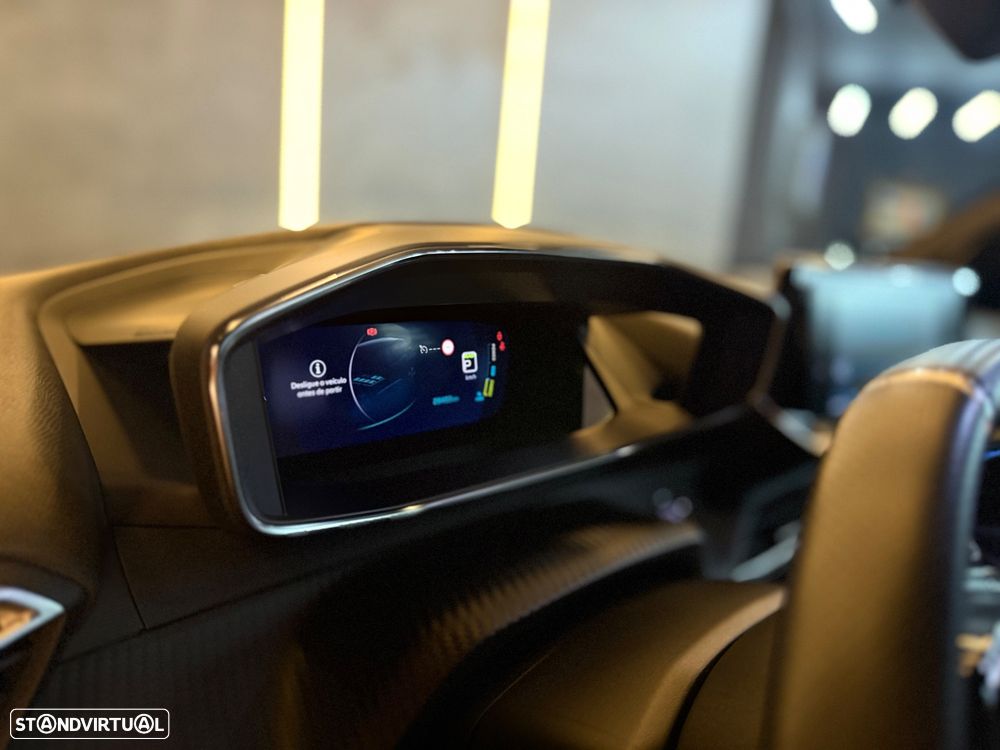 Peugeot e-2008 50 kWh GT Pack - 39
