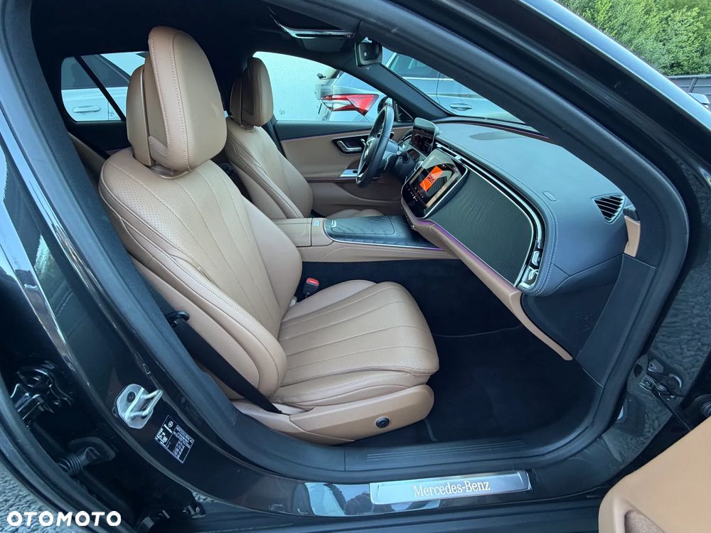 Mercedes-Benz Klasa E 300 de PHEV 4-Matic Avantgarde 9G-Tronic - 35